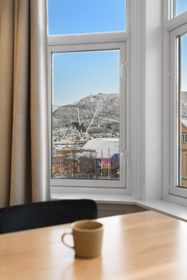 Historical Villa In The City Center Tromso Exterior photo